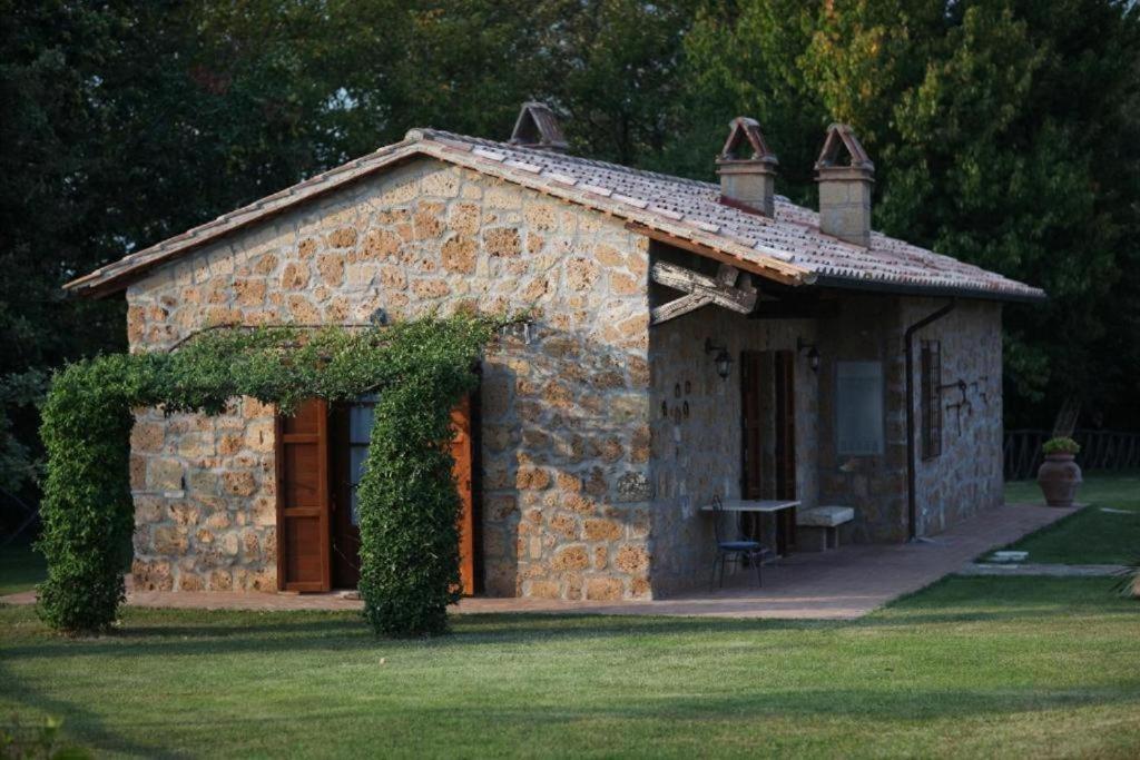 Agriturismo Eco-Bio Villa Vacasio Pitigliano Exterior photo